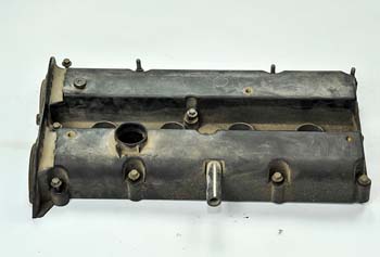 VOLVO 740 1,6 MOTOR ÜST KAPAK